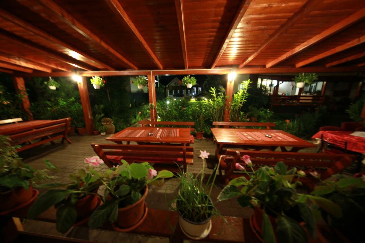 Pensiunea Criveanu Horezu Extérieur photo